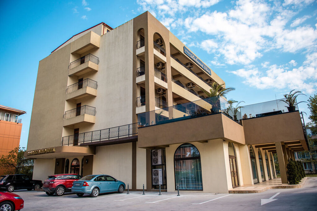 Amplasare centrală în Mamaia